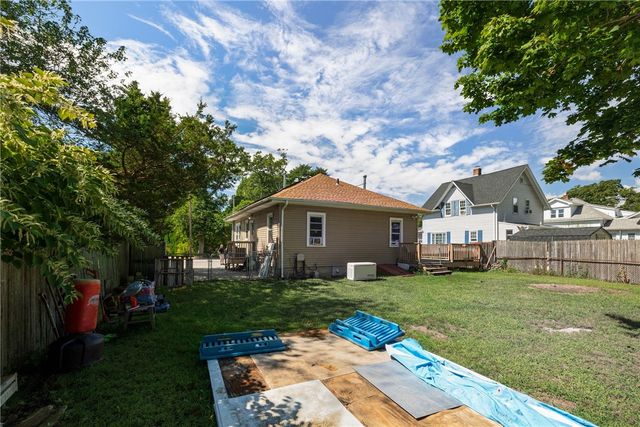 321 Church Avenue, Warwick, RI 02889