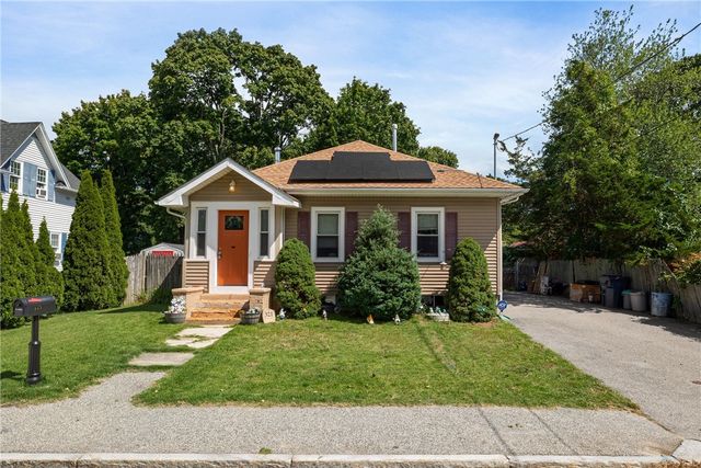 321 Church Avenue, Warwick, RI 02889