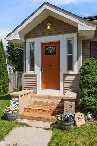 321 Church Avenue, Warwick, RI 02889
