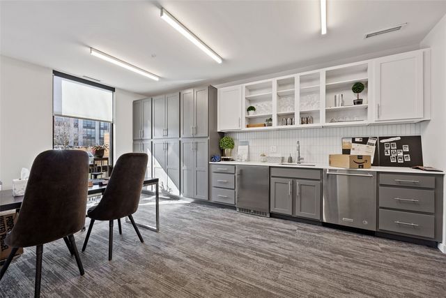 1 University Way 406, Iowa City, IA 52246