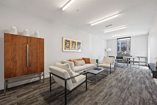 1 University Way 406, Iowa City, IA 52246