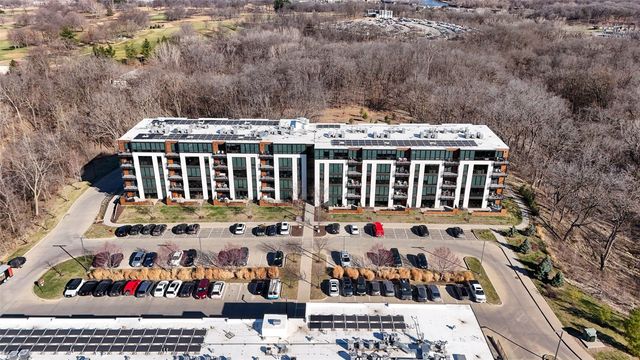 1 University Way 406, Iowa City, IA 52246