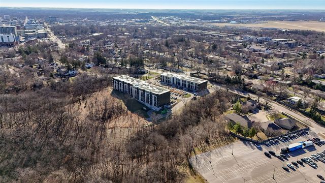 1 University Way 406, Iowa City, IA 52246