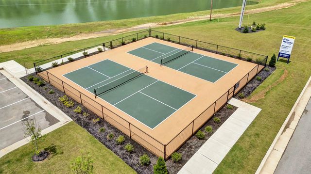 1020 MEWBORN FARM RD, Oakland, TN 38060