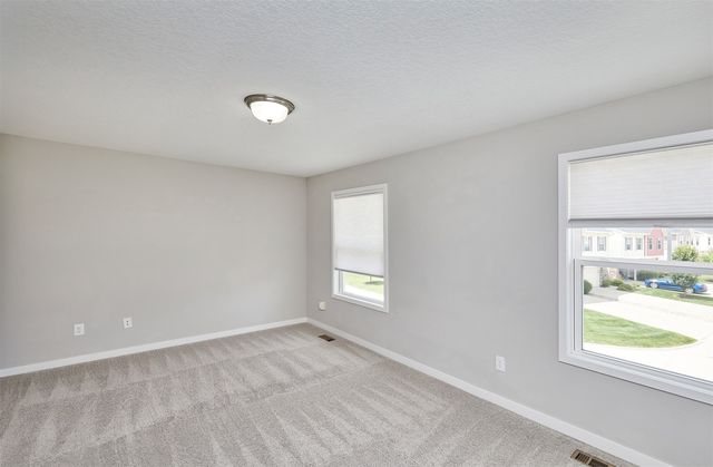 7902 Cottonwood Lane, West Des Moines, IA 50266