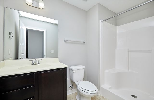 7902 Cottonwood Lane, West Des Moines, IA 50266