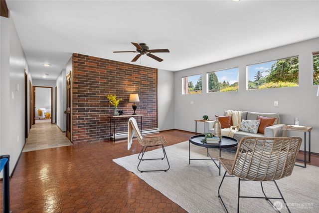 5501 69th Avenue SE, Snohomish, WA 98290