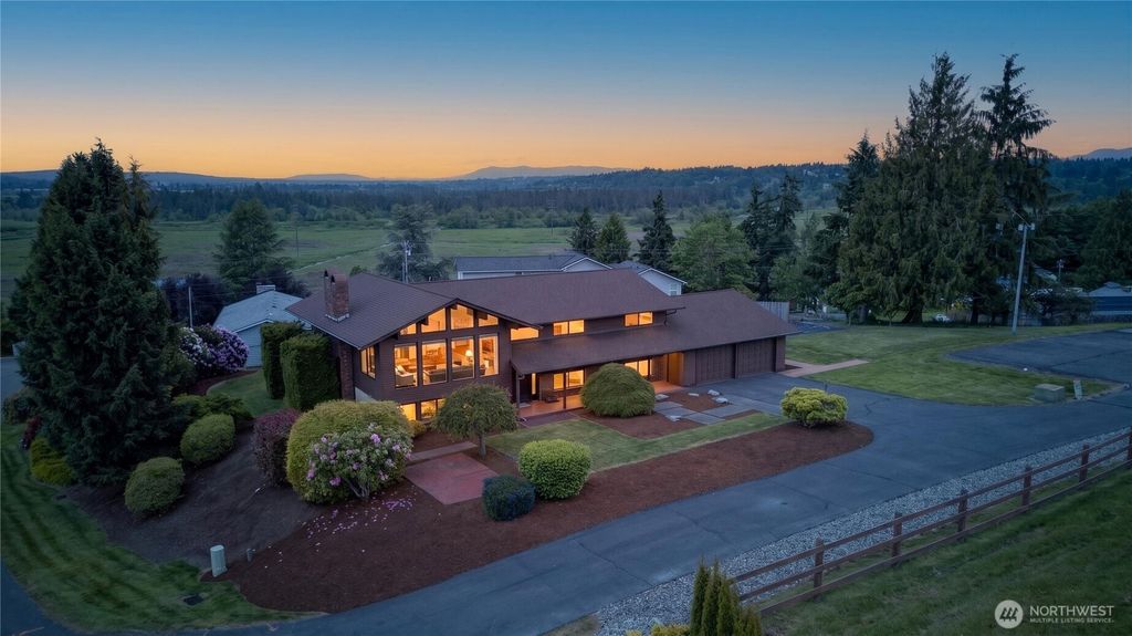 5501 69th Avenue SE, Snohomish, WA 98290