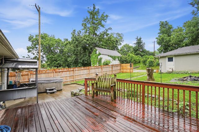 455 W Main Street, Williamsburg, OH 45176