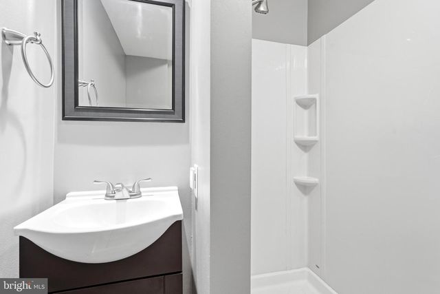 10112 COPELAND DR, Manassas, VA 20109