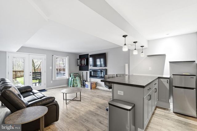 10112 COPELAND DR, Manassas, VA 20109