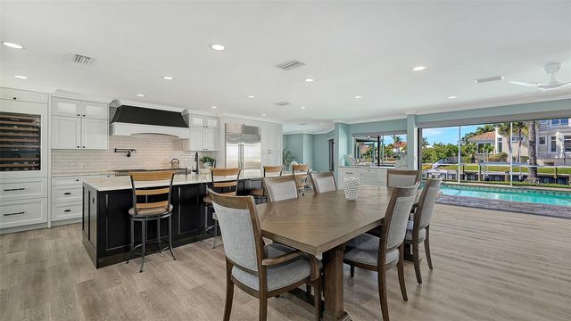 595 BOWSPRIT LANE, Longboat Key, FL 34228