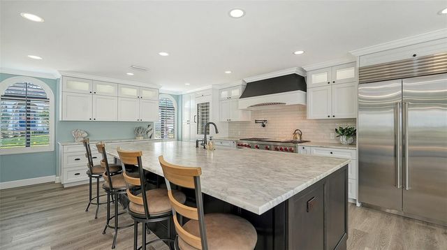 595 BOWSPRIT LANE, Longboat Key, FL 34228