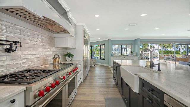 595 BOWSPRIT LANE, Longboat Key, FL 34228