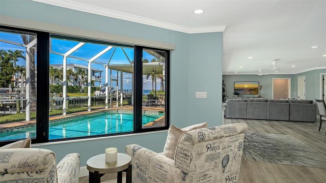 595 BOWSPRIT LANE, Longboat Key, FL 34228