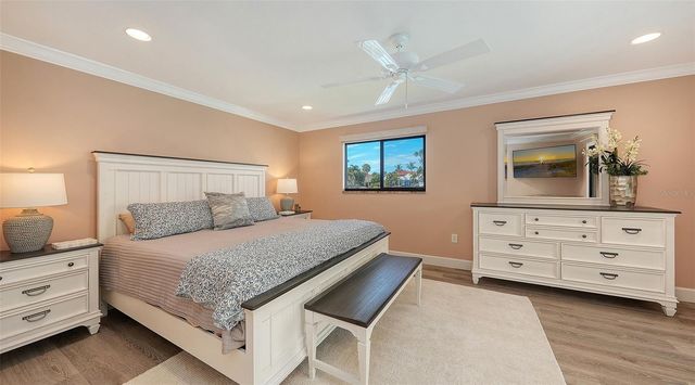 595 BOWSPRIT LANE, Longboat Key, FL 34228