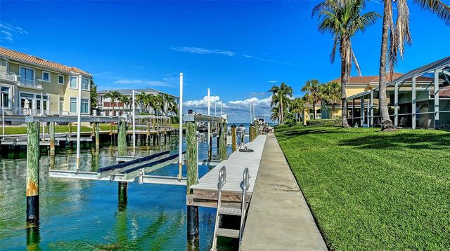 595 BOWSPRIT LANE, Longboat Key, FL 34228