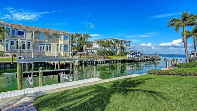 595 BOWSPRIT LANE, Longboat Key, FL 34228