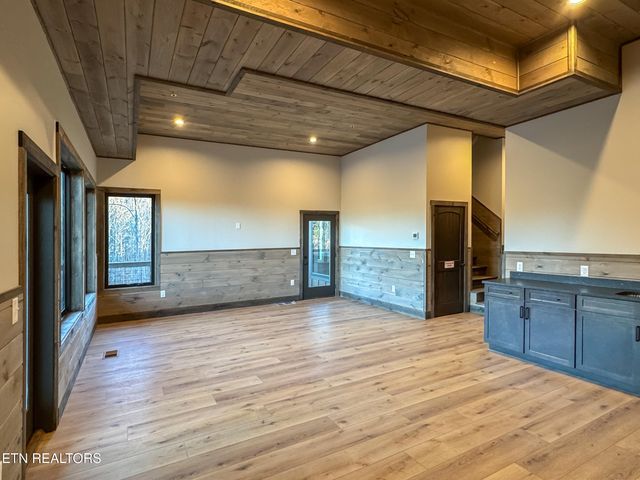 2317 Grey Fox Run, Sevierville, TN 37862