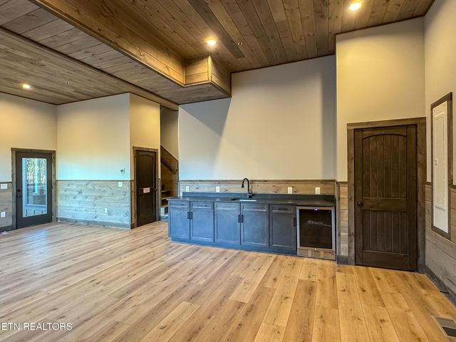 2317 Grey Fox Run, Sevierville, TN 37862