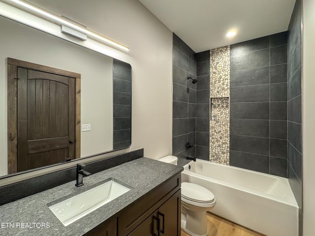 2317 Grey Fox Run, Sevierville, TN 37862