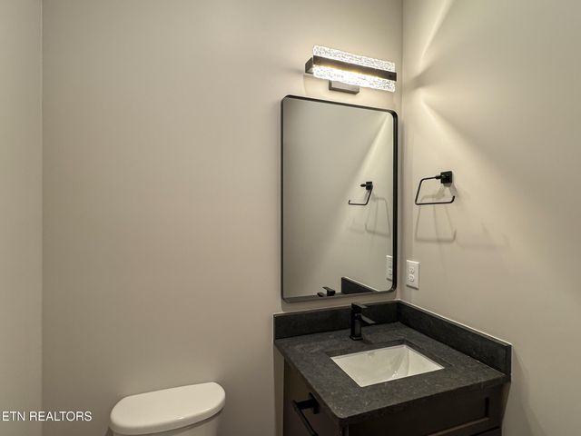 2317 Grey Fox Run, Sevierville, TN 37862