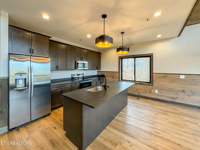 2317 Grey Fox Run, Sevierville, TN 37862