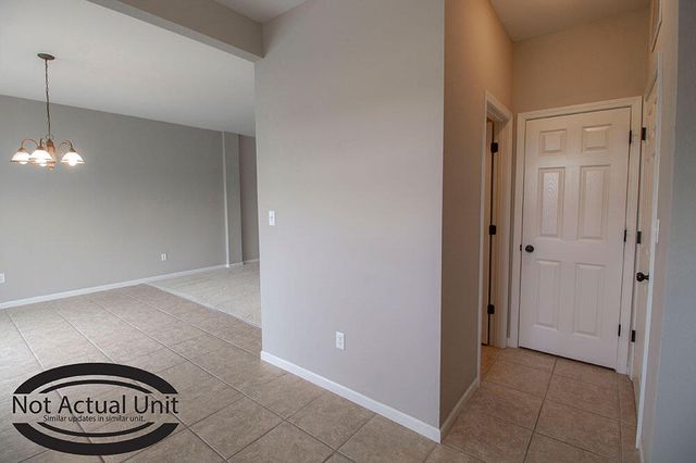 5000 DERBY RIDGE DR 104, Columbia, MO 65202