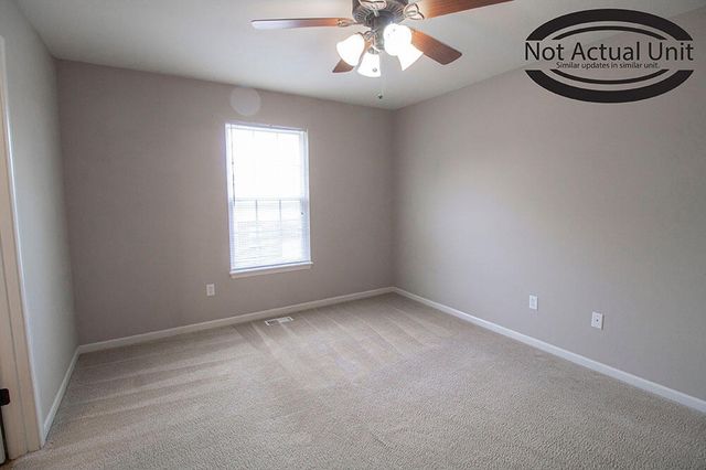 5000 DERBY RIDGE DR 104, Columbia, MO 65202