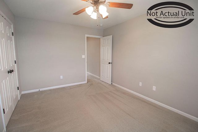 5000 DERBY RIDGE DR 104, Columbia, MO 65202