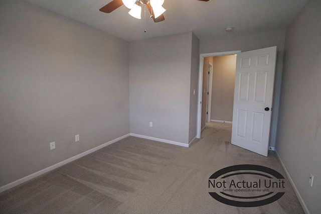 5000 DERBY RIDGE DR 104, Columbia, MO 65202