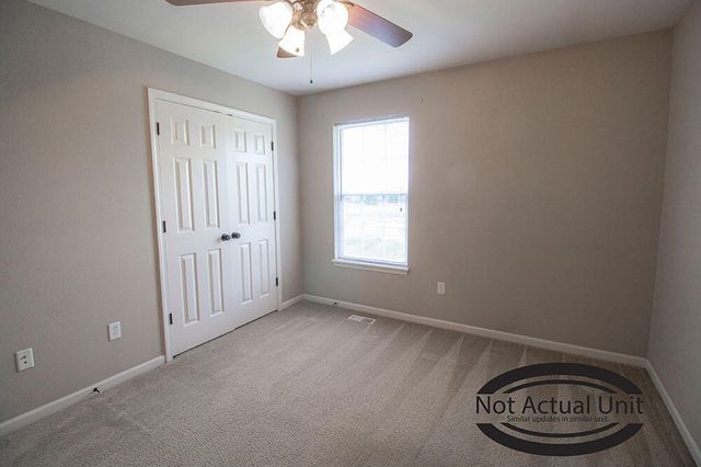 5000 DERBY RIDGE DR 104, Columbia, MO 65202