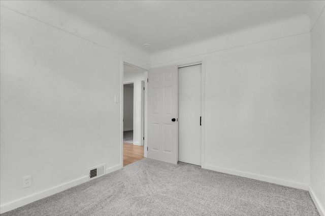 14421 Rosemary Boulevard, Oak Park, MI 48237
