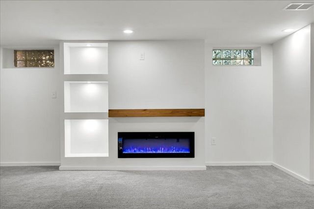 14421 Rosemary Boulevard, Oak Park, MI 48237