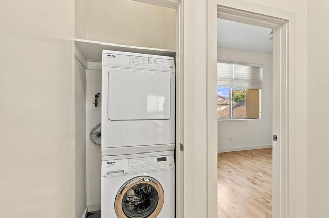 1424 Eggplant Aly, Sacramento, CA 95814