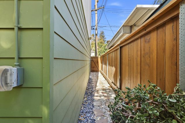 1424 Eggplant Aly, Sacramento, CA 95814