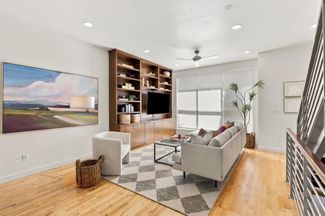 1424 Eggplant Aly, Sacramento, CA 95814