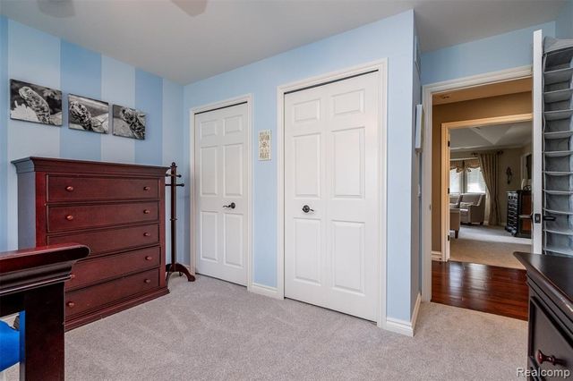 53588 Oak Grove, Utica, MI 48315