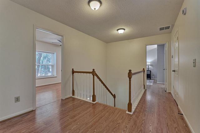 71 Breezy Point Place, Spring, TX 77381