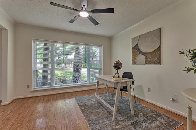 71 Breezy Point Place, Spring, TX 77381