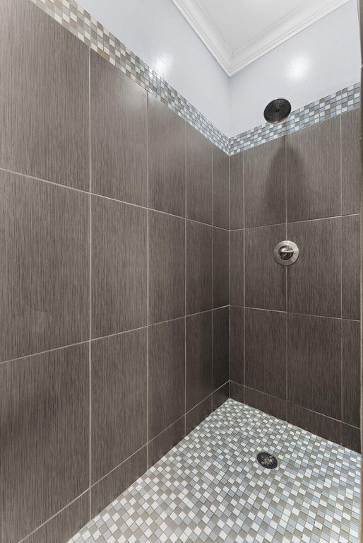 Image 29 of property listing at 1553 Sweet Myrtle Circle, Mount Pleasant, SC 29466