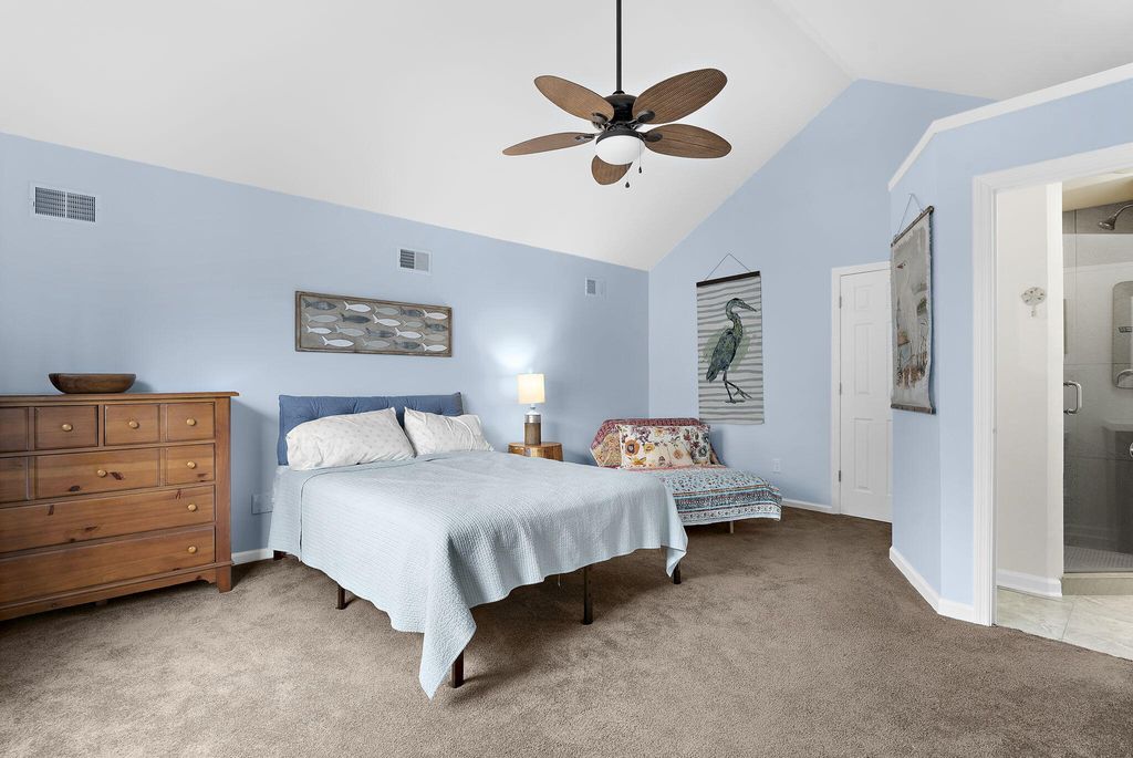 Image 31 of property listing at 1553 Sweet Myrtle Circle, Mount Pleasant, SC 29466