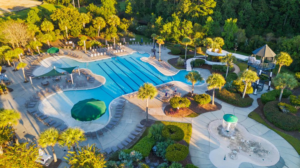 Image 58 of property listing at 1553 Sweet Myrtle Circle, Mount Pleasant, SC 29466