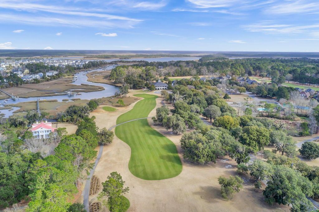 Image 66 of property listing at 1553 Sweet Myrtle Circle, Mount Pleasant, SC 29466