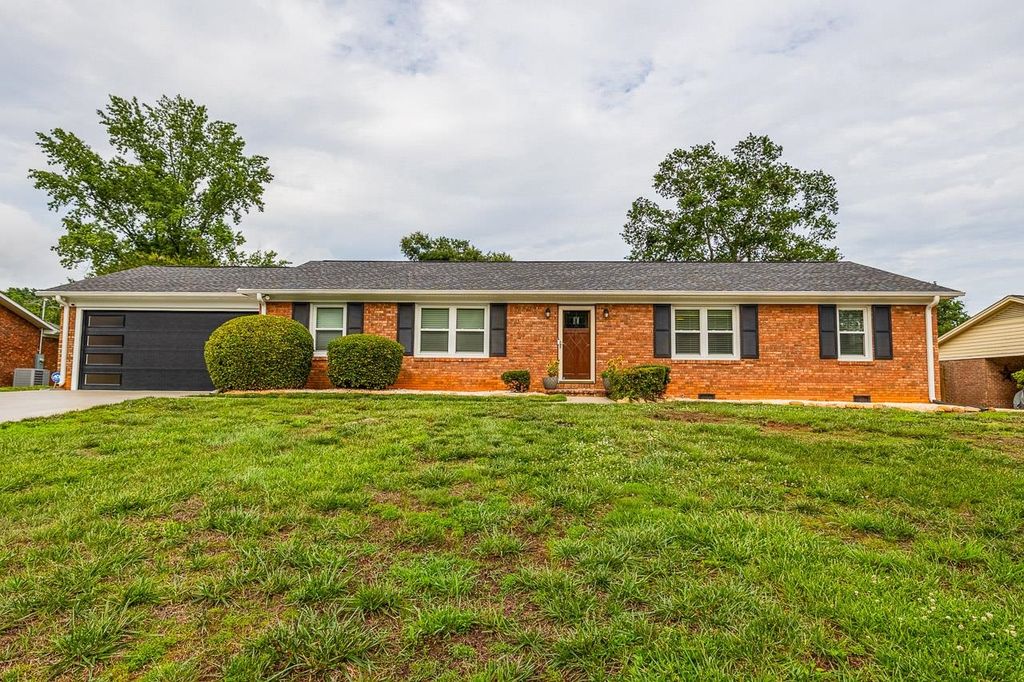 115 Shelton Drive, Spartanburg, SC 29307
