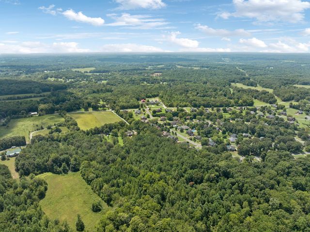 7270 Old Franklin Rd, Fairview, TN 37062