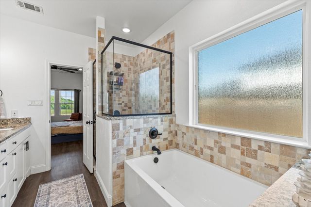 140 Egret Circle, East Tawakoni, TX 75472