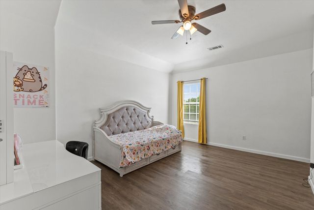 140 Egret Circle, East Tawakoni, TX 75472