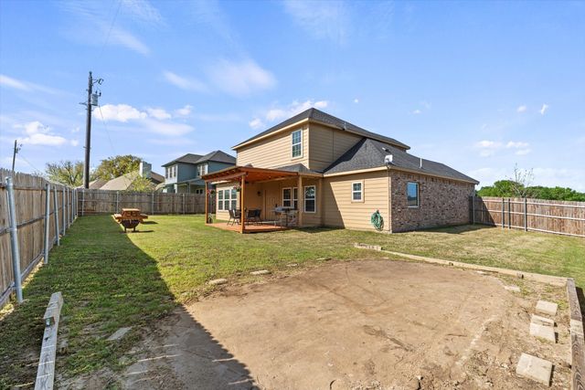 140 Egret Circle, East Tawakoni, TX 75472