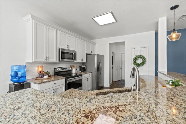 140 Egret Circle, East Tawakoni, TX 75472